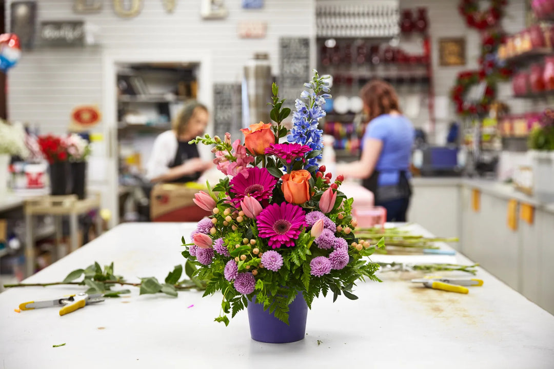 How to Choose a Toronto Florist Who Actually Delivers Same-Day