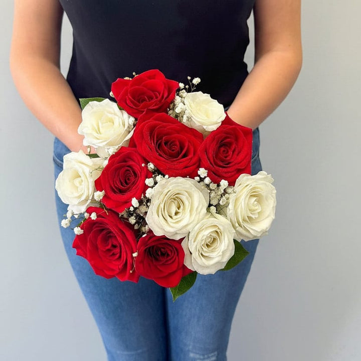 12 RED & WHITE ROSES